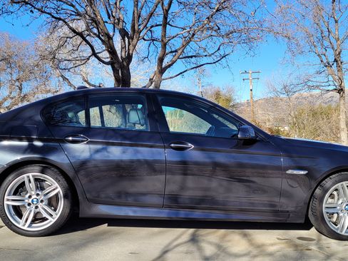 Used 2012 BMW 550i Sedan image 4
