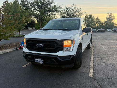 Used 2021 Ford F150 XL w/ Equipment Group 101A High RWD image 1