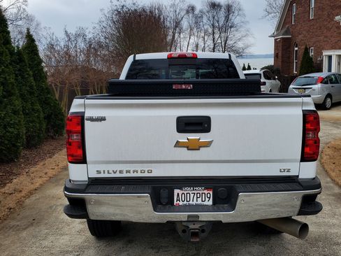 Used 2016 Chevrolet Silverado 2500 LTZ w/ Duramax Plus Package image 2