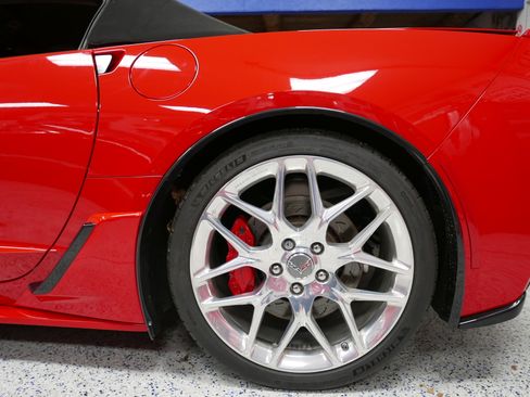 Used 2016 Chevrolet Corvette Stingray Convertible w/ 3LT Preferred Equipment Group image 17