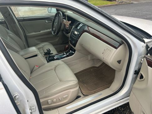 Used 2006 Cadillac DTS FWD image 10