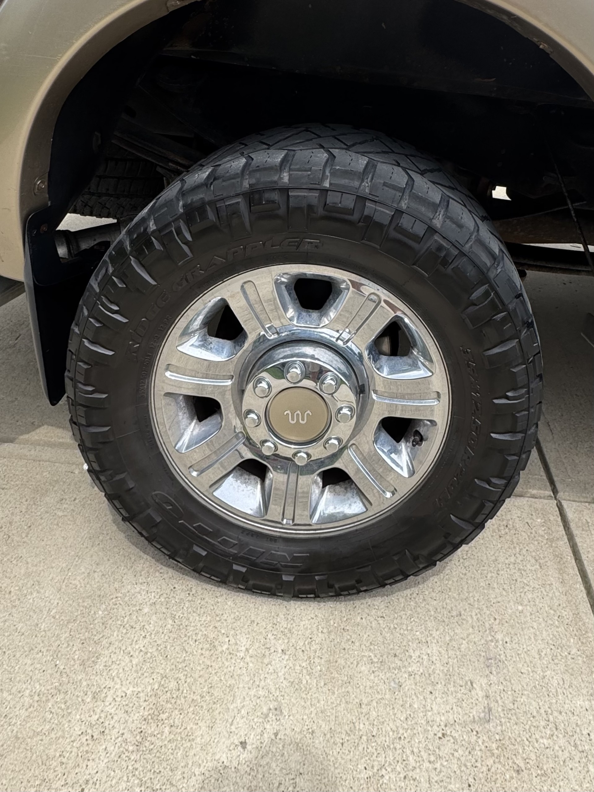 Used 2012 Ford F350 Lariat w/ Chrome Pkg AWD/4WD image 13