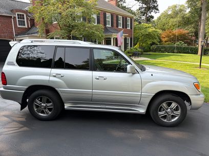Used 2006 Lexus LX 470 4WD w/ Preferred Accessory Pkg