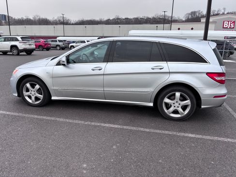 Used 2012 Mercedes-Benz R 350 4MATIC image 4