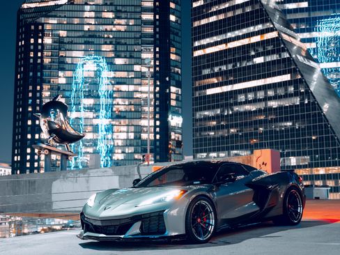 Used 2023 Chevrolet Corvette Z06 image 2