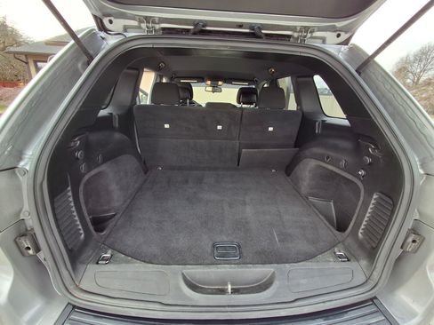 Used 2015 Jeep Grand Cherokee Laredo image 17