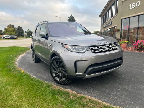 Used 2020 Land Rover Discovery HSE image 6