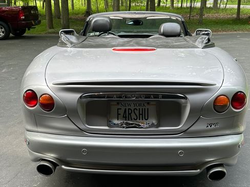 Used 2001 Jaguar XKR Convertible RWD image 4