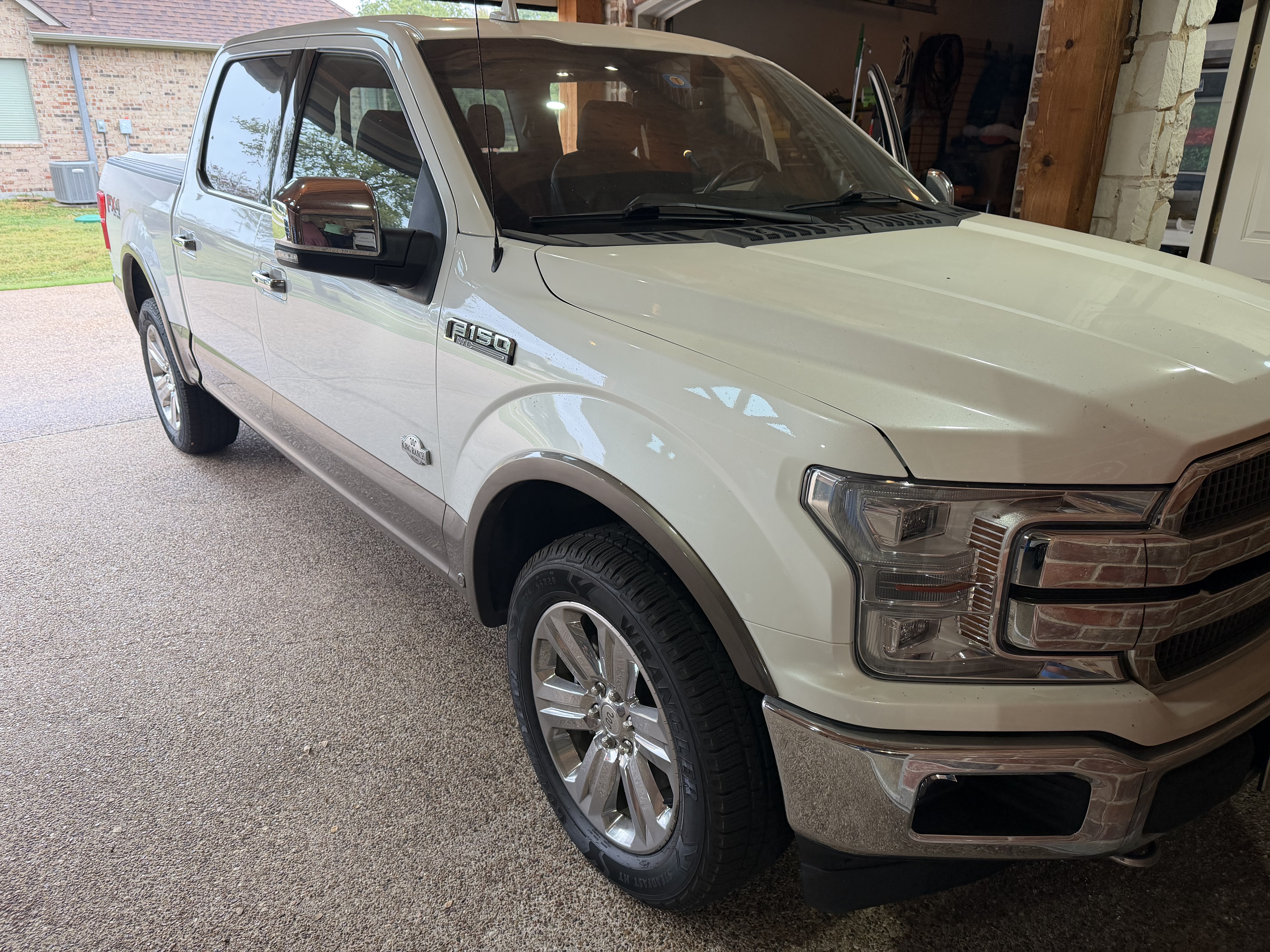 Used 2019 Ford F150 King Ranch w/ Equipment Group 601A Luxury AWD/4WD image 1