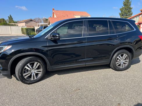 Used 2017 Honda Pilot EX-L image 5