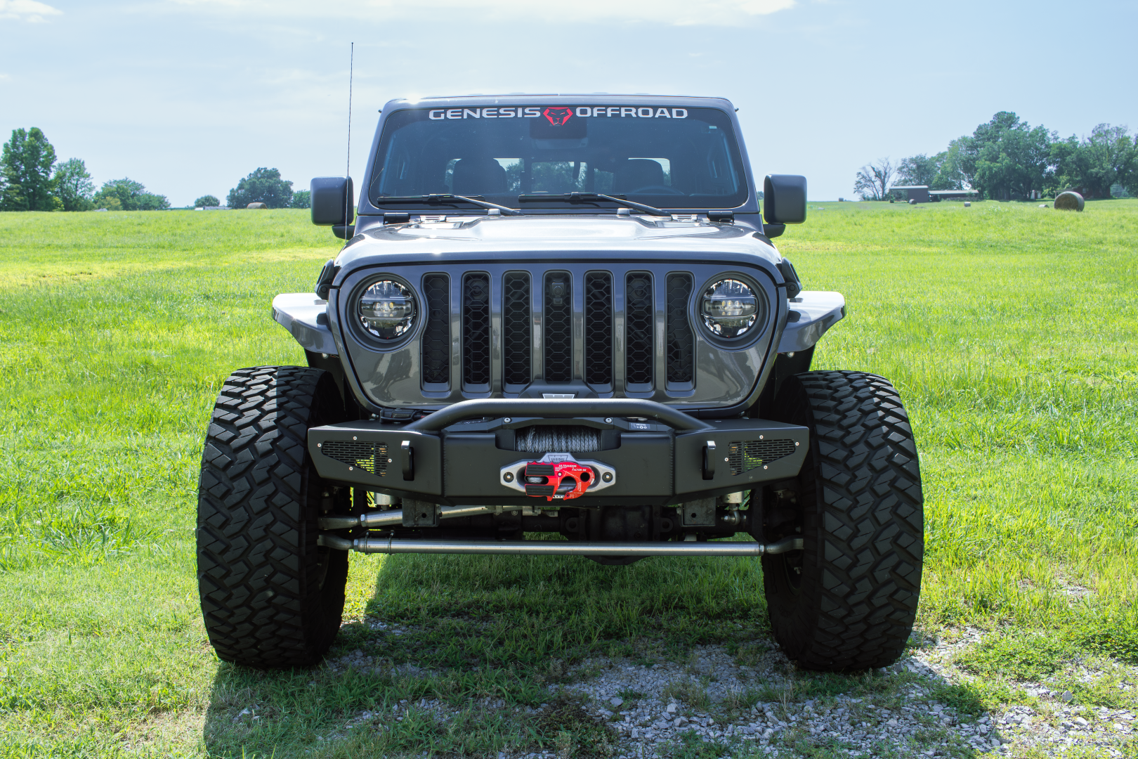 Used 2021 Jeep Gladiator Rubicon AWD/4WD image 2