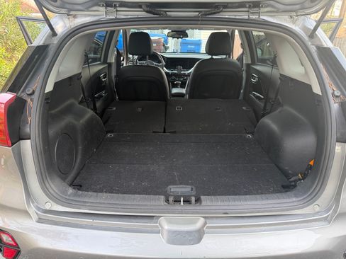 Used 2022 Kia Niro EX Premium FWD image 10