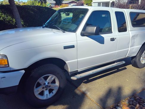 Used 2006 Ford Ranger XLT image 2
