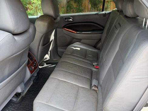 Used 2004 Acura MDX Touring AWD/4WD image 4