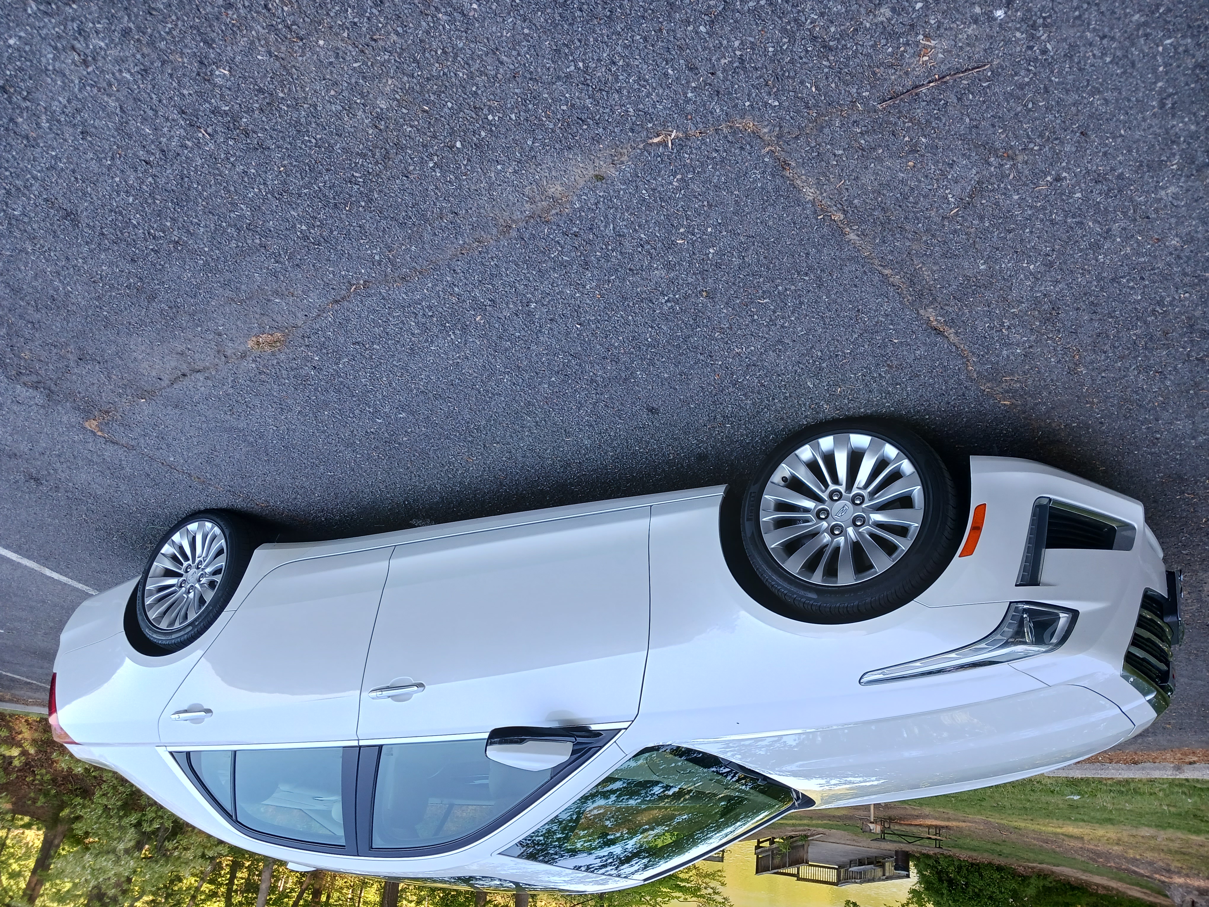 Used 2016 Cadillac CTS Luxury RWD image 1