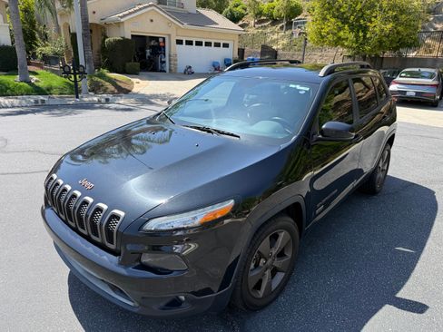 Used 2016 Jeep Cherokee 75th Anniversary FWD image 1