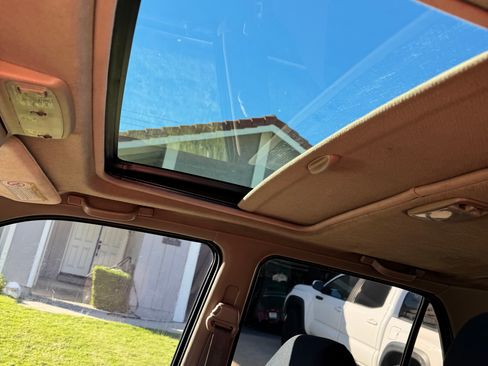 Used 2001 Toyota 4Runner SR5 image 4