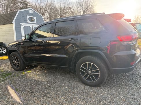 Used 2018 Jeep Grand Cherokee Trailhawk w/ Trailhawk Luxury Group image 10