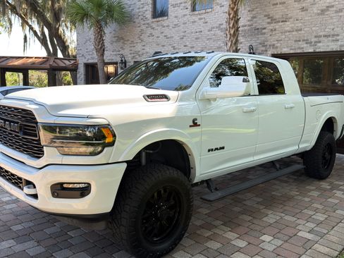Used 2021 RAM 2500 Limited AWD/4WD image 4