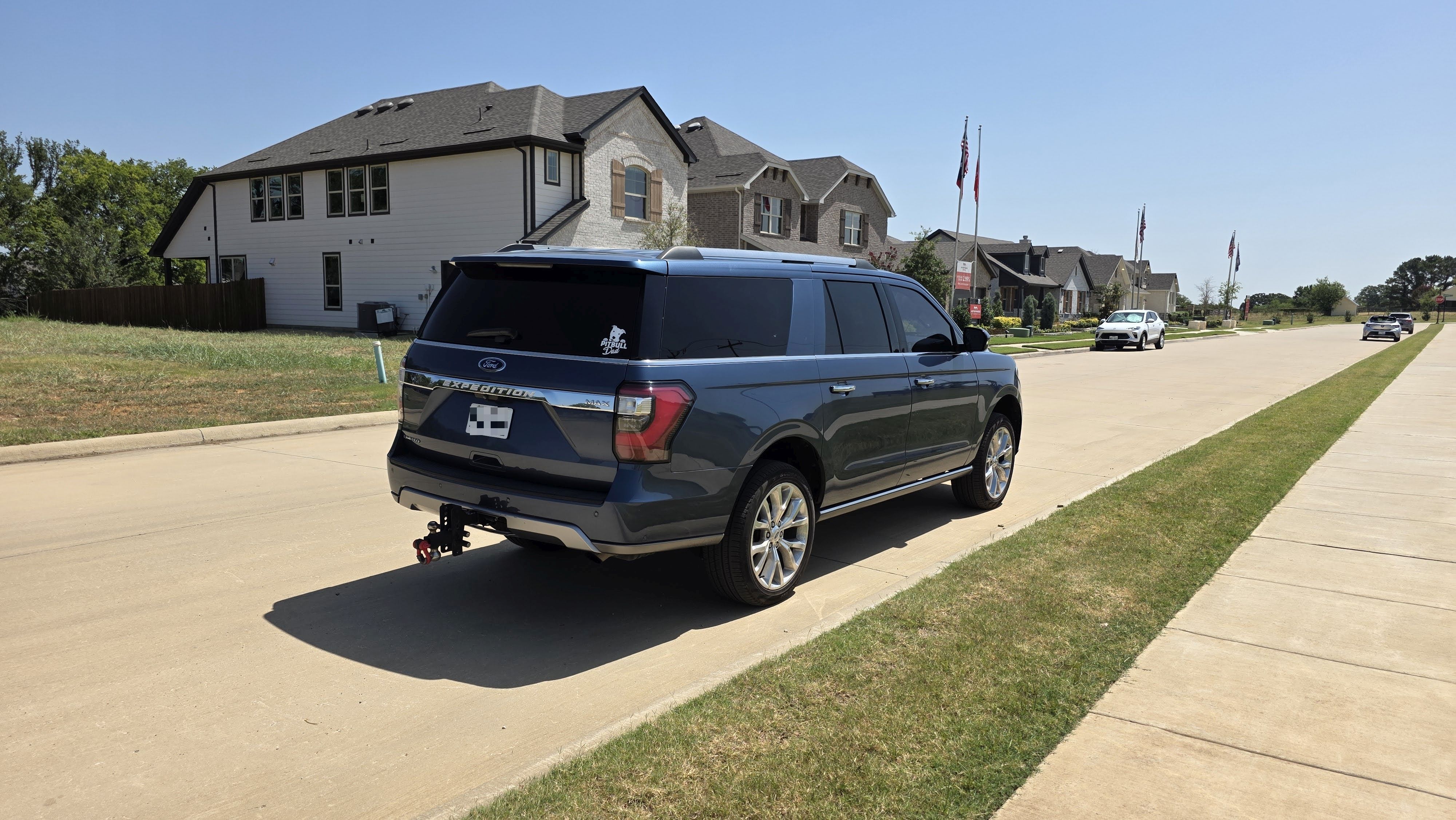 Used 2018 Ford Expedition Max Limited w/ Equipment Group 302A AWD/4WD image 6