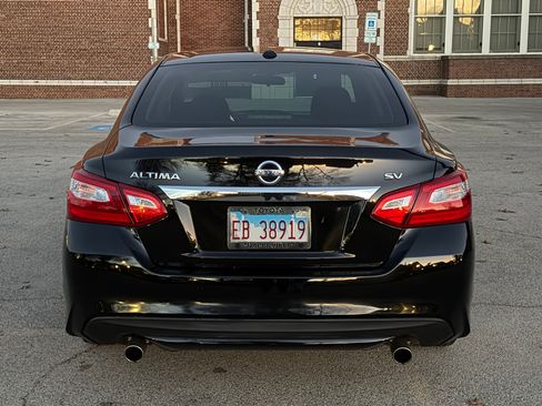 Used 2017 Nissan Altima 2.5 SV image 8