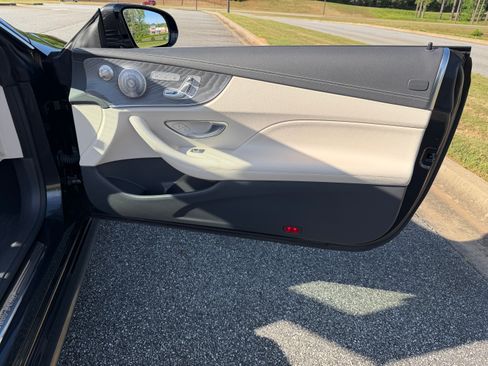 Used 2021 Mercedes-Benz E 450 4MATIC Cabriolet image 23