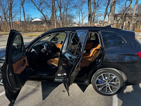 Used 2023 BMW X3 M40i w/ Premium Package image 11