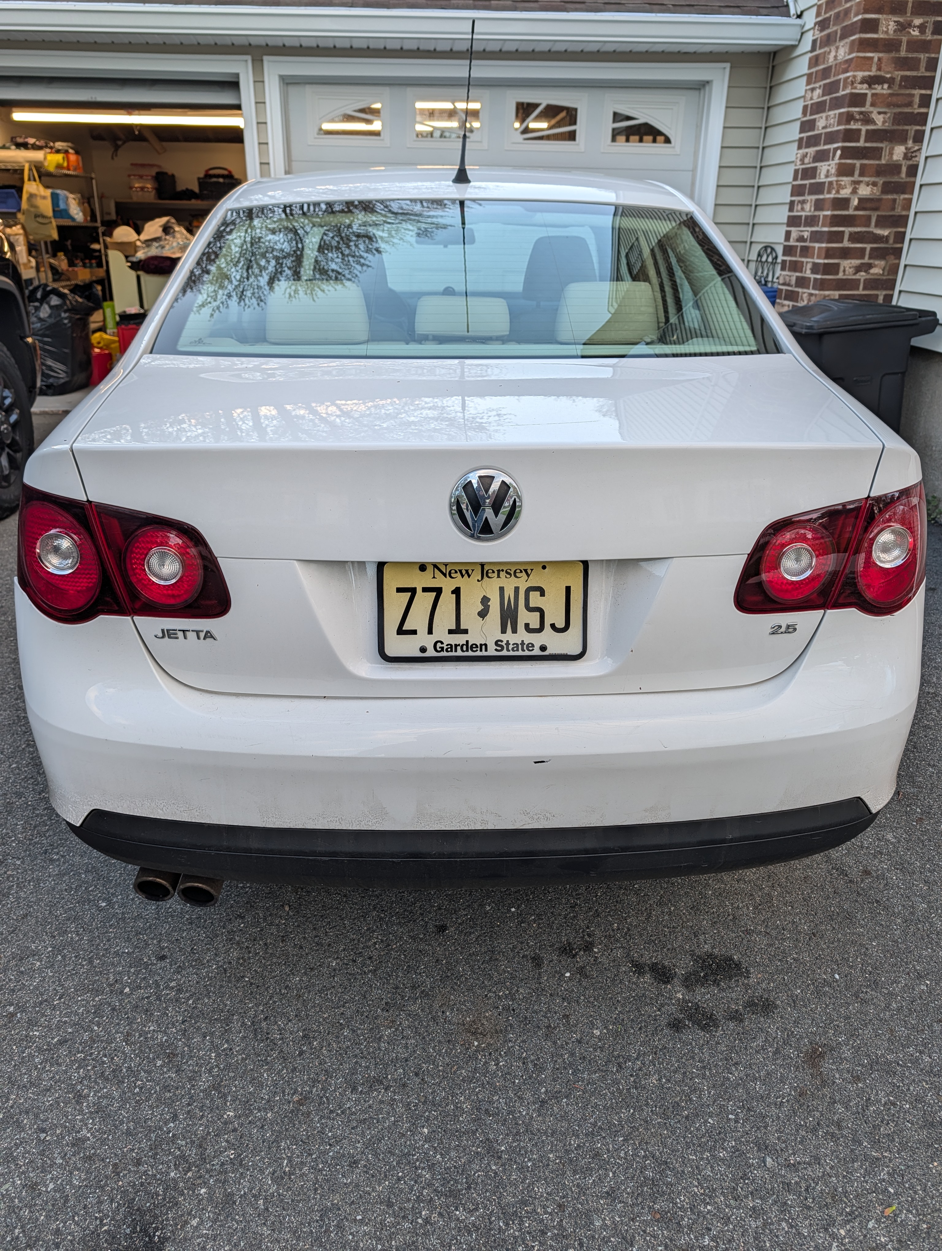 Used 2010 Volkswagen Jetta Limited Edition FWD image 11