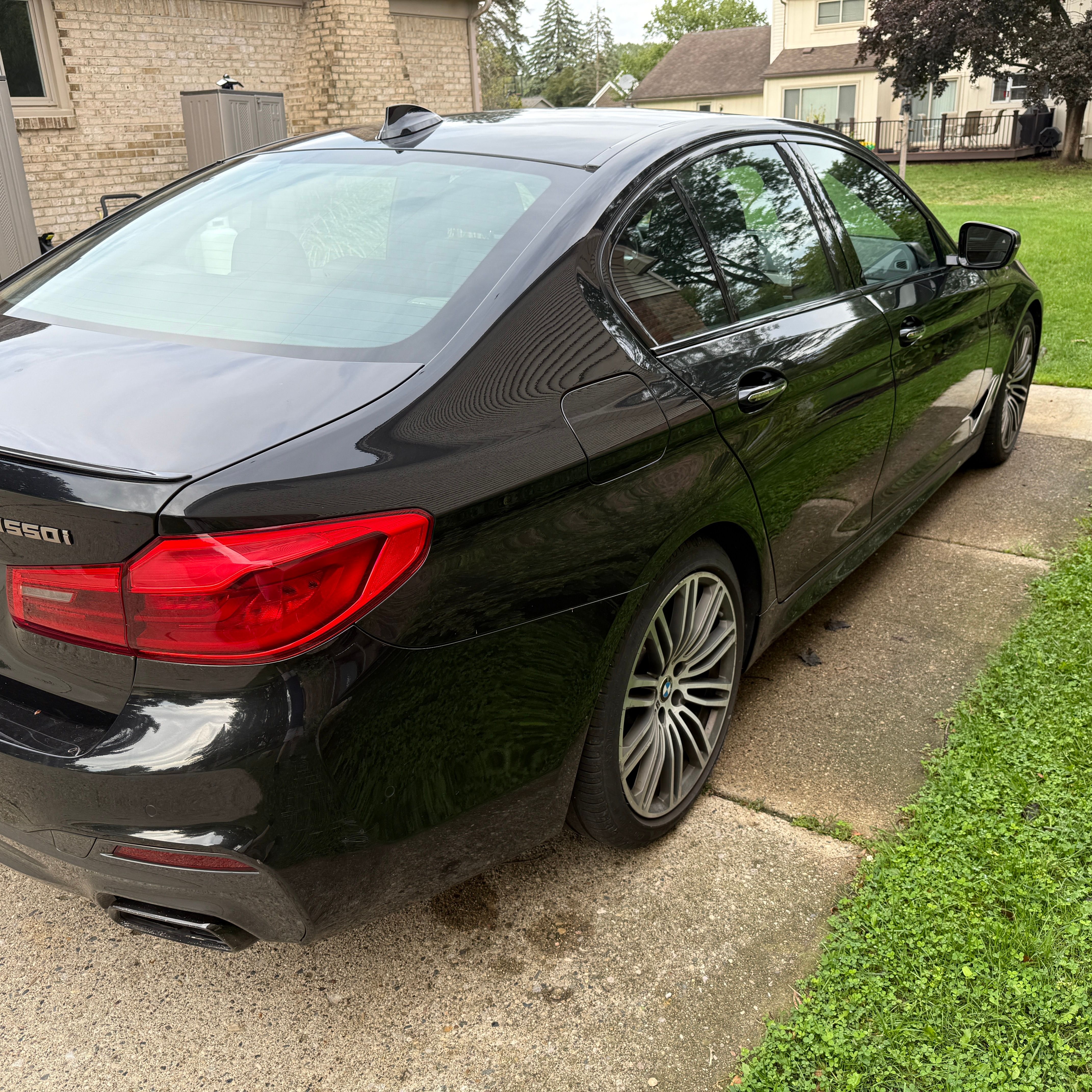 Used 2018 BMW M550i xDrive AWD/4WD image 5