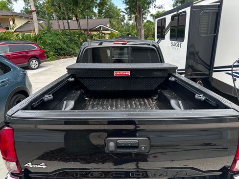 Used 2023 Toyota Tacoma SR5 image 11