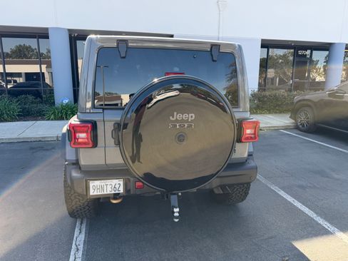 Used 2023 Jeep Wrangler Unlimited Rubicon 392 image 6