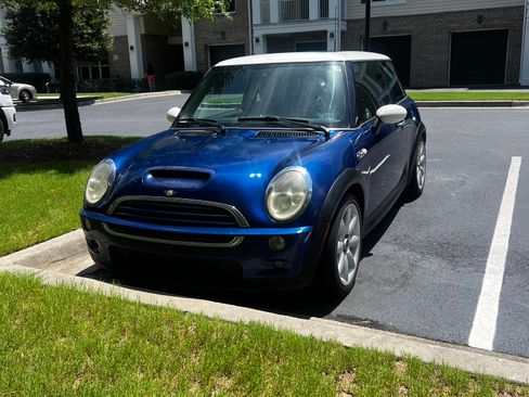 Used 2003 MINI Cooper S FWD image 2