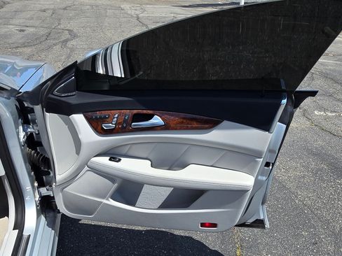 Used 2015 Mercedes-Benz CLS 550 CLS 550 Coupe 4D image 16