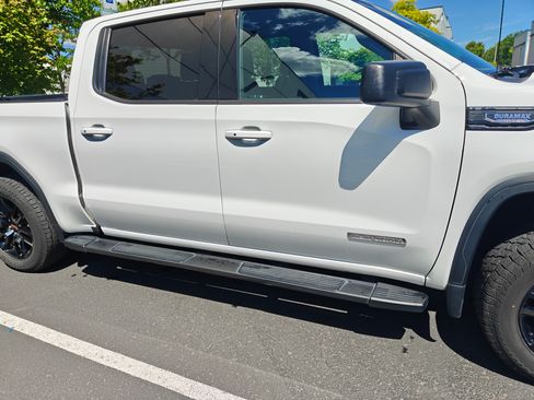 Used 2021 GMC Sierra 1500 Elevation AWD/4WD image 2