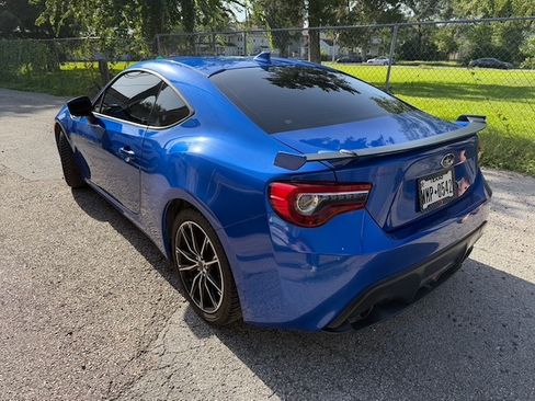 Used 2017 Subaru BRZ Limited RWD image 2