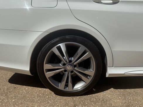 Used 2016 Mercedes-Benz E 350 Sedan image 9