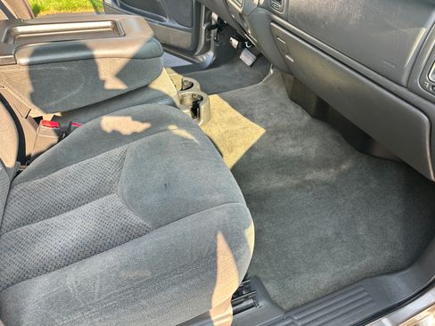 Used 2003 Chevrolet Silverado 2500 LS RWD image 19