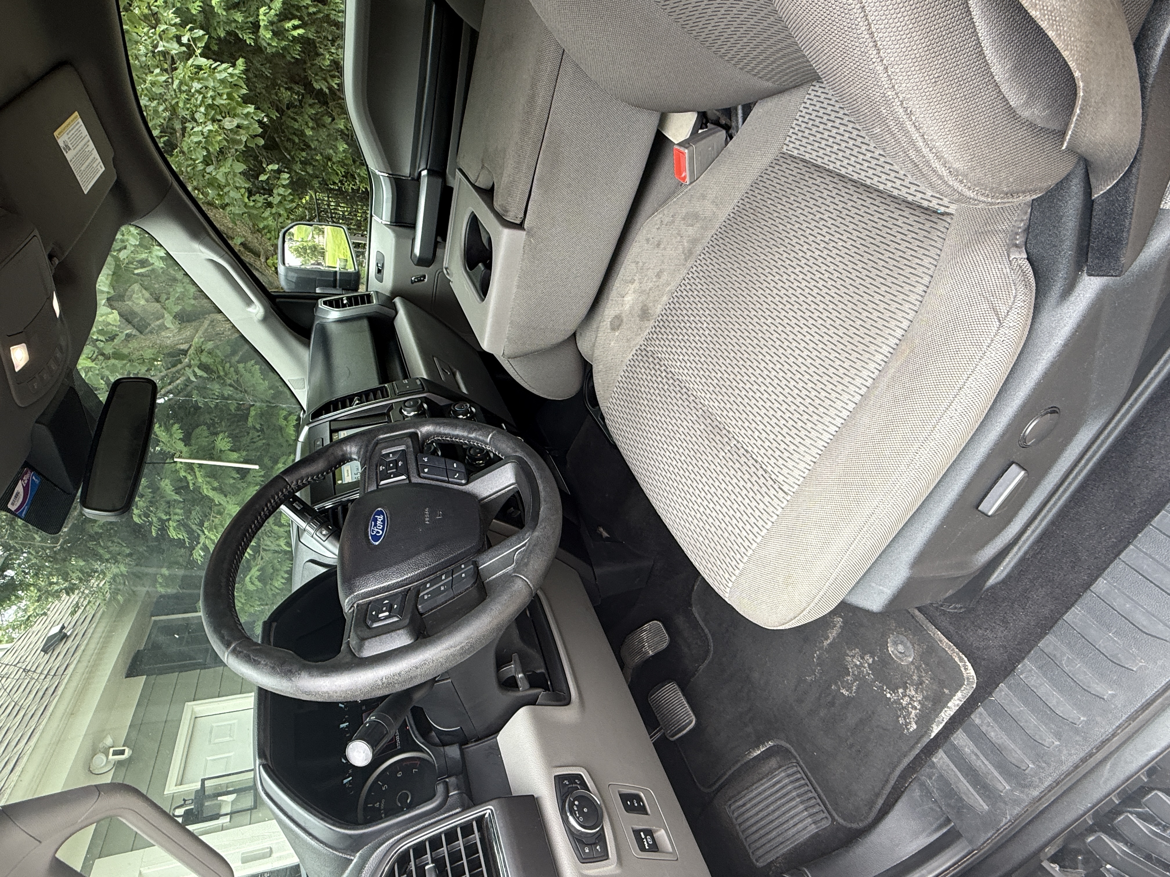 Used 2019 Ford F150 XLT w/ Equipment Group 301A Mid AWD/4WD image 6