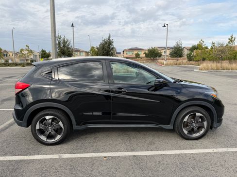Used 2018 Honda HR-V EX-L image 5
