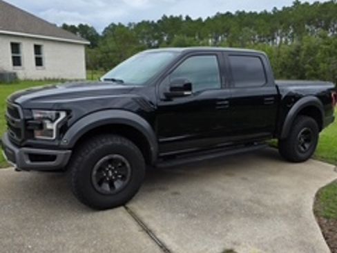 Used 2017 Ford F150 Raptor w/ Equipment Group 802A Luxury AWD/4WD image 4