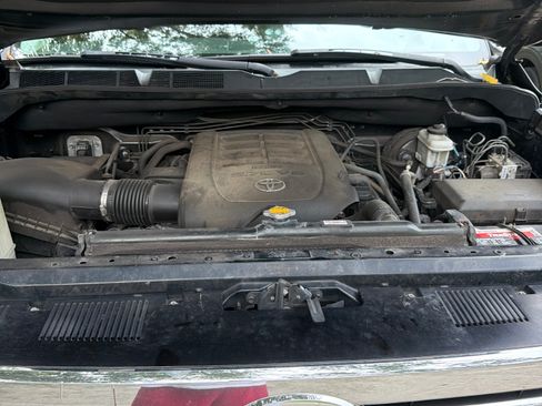 Used 2017 Toyota Tundra 1794 Edition AWD/4WD image 8