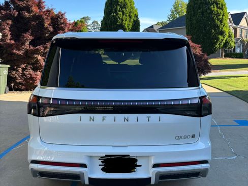 Used 2026 INFINITI QX80 Luxe w/ Cargo Package AWD/4WD image 6