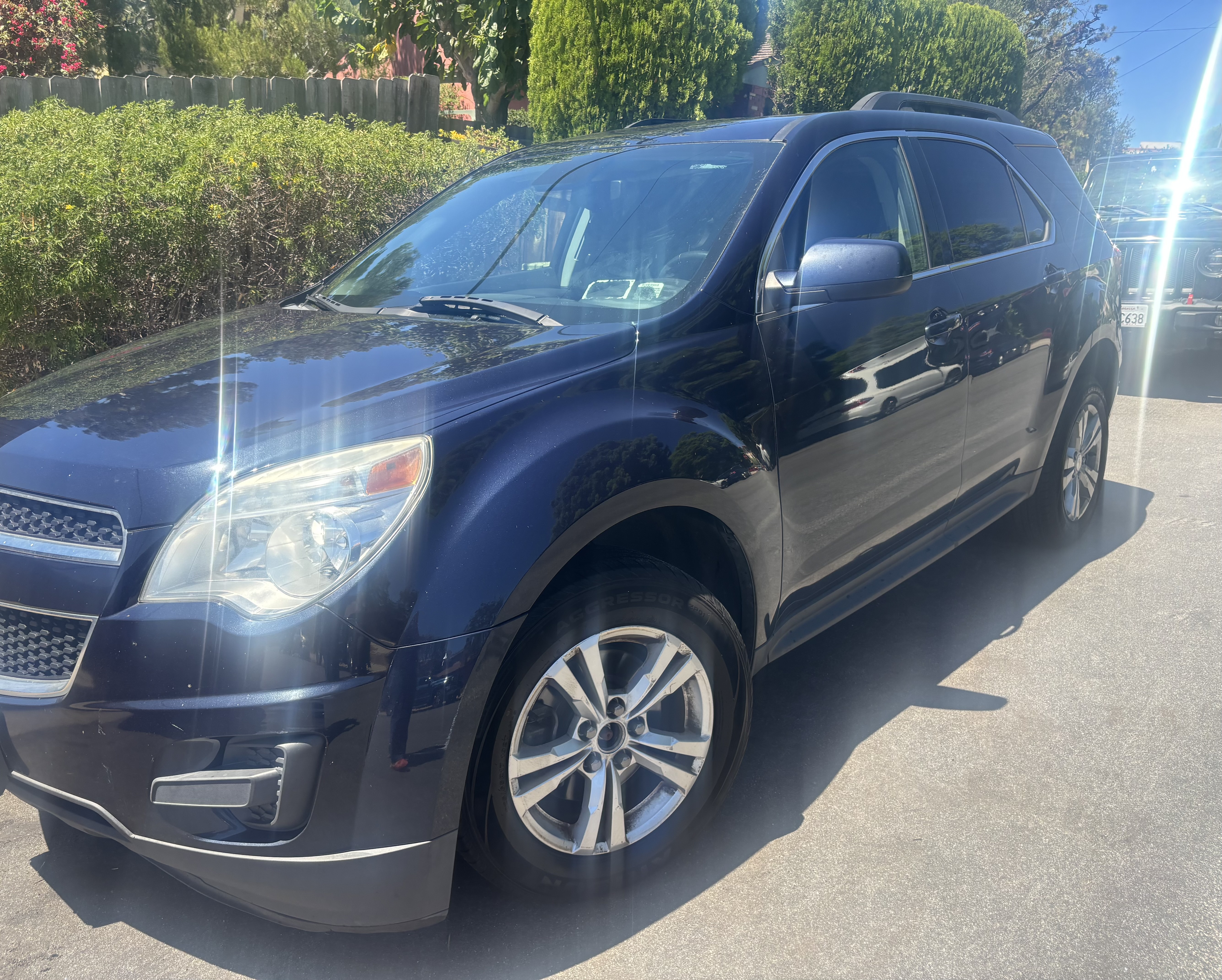 Used 2015 Chevrolet Equinox LT w/ Driver Convenience Package FWD image 1
