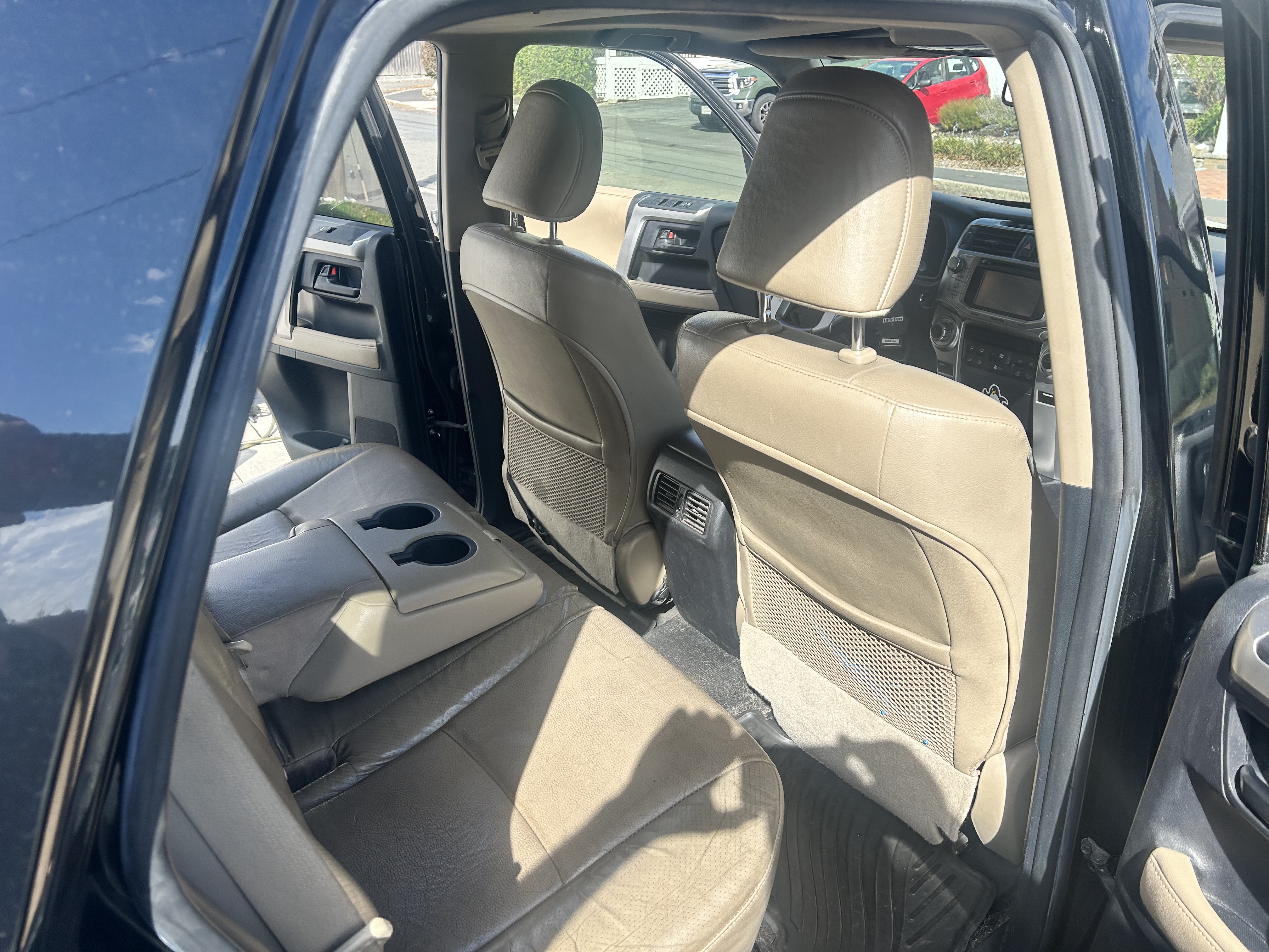 Used 2012 Toyota 4Runner Limited AWD/4WD image 17