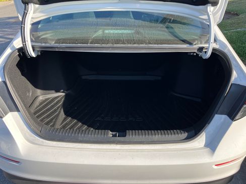 Used 2024 Honda Accord LX image 11