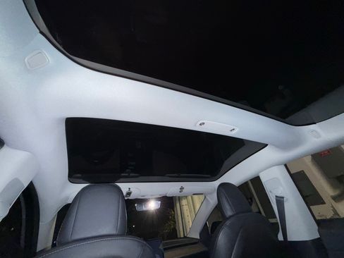 Used 2018 Tesla Model 3 Long Range RWD image 20