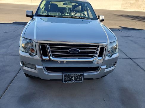 Used 2007 Ford Explorer Sport Trac Limited RWD image 6
