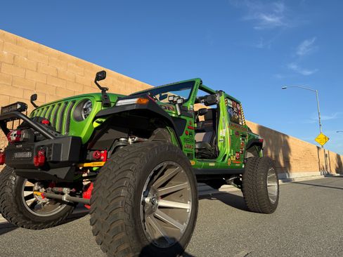 Used 2019 Jeep Wrangler Unlimited Rubicon image 18