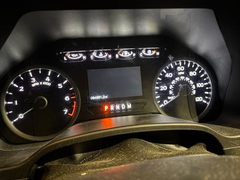 Used 2019 Ford F150 XLT w/ Equipment Group 302A Luxury image 2