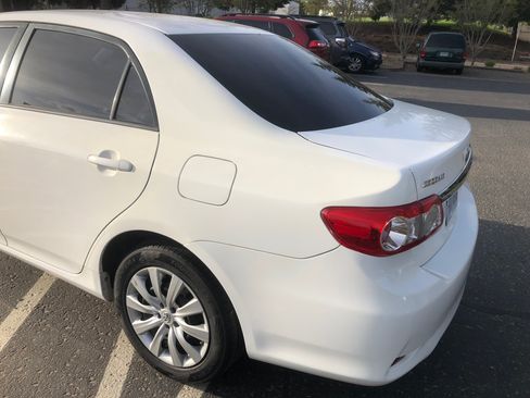 Used 2012 Toyota Corolla LE image 13